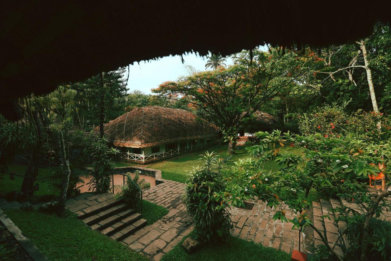 Spice Village Thekkady - A Cgh Earth Experience Exterior foto