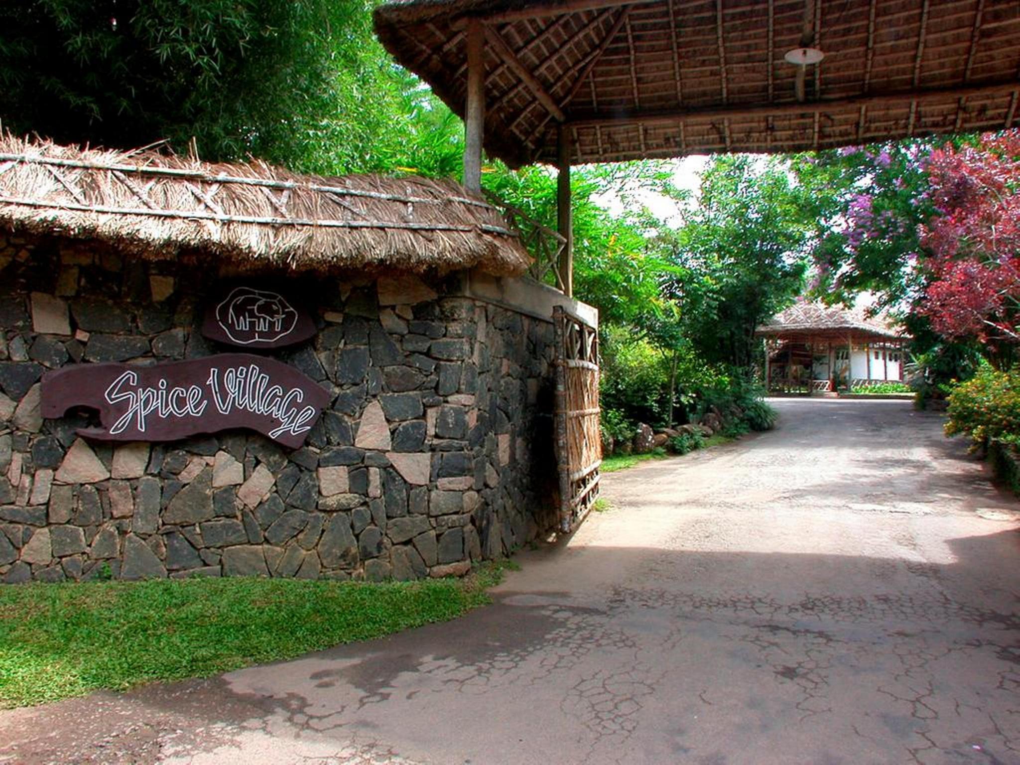 Spice Village Thekkady - A Cgh Earth Experience Exterior foto